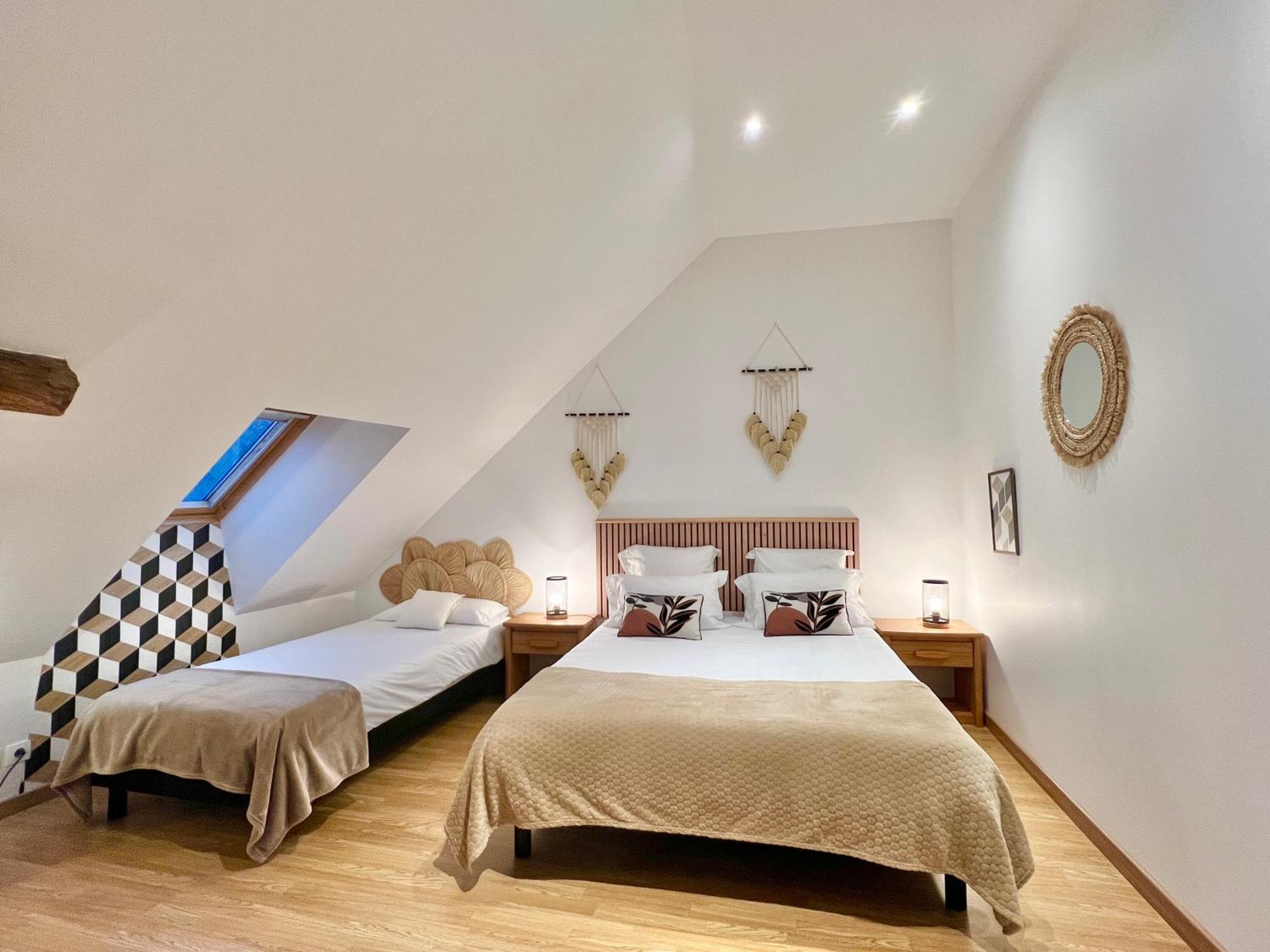 La Vue Loire Maison Saint-Denis-de lʼHôtel Zewnętrze zdjęcie